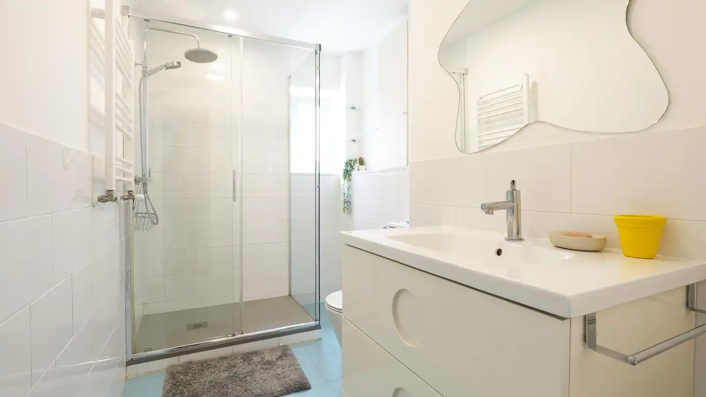 Bathroom of Flat for sale in Madrid  with Heating and Terrace