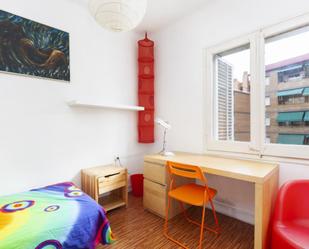 Bedroom of Apartment to share in  Barcelona Capital  with Heating, Furnished and Oven