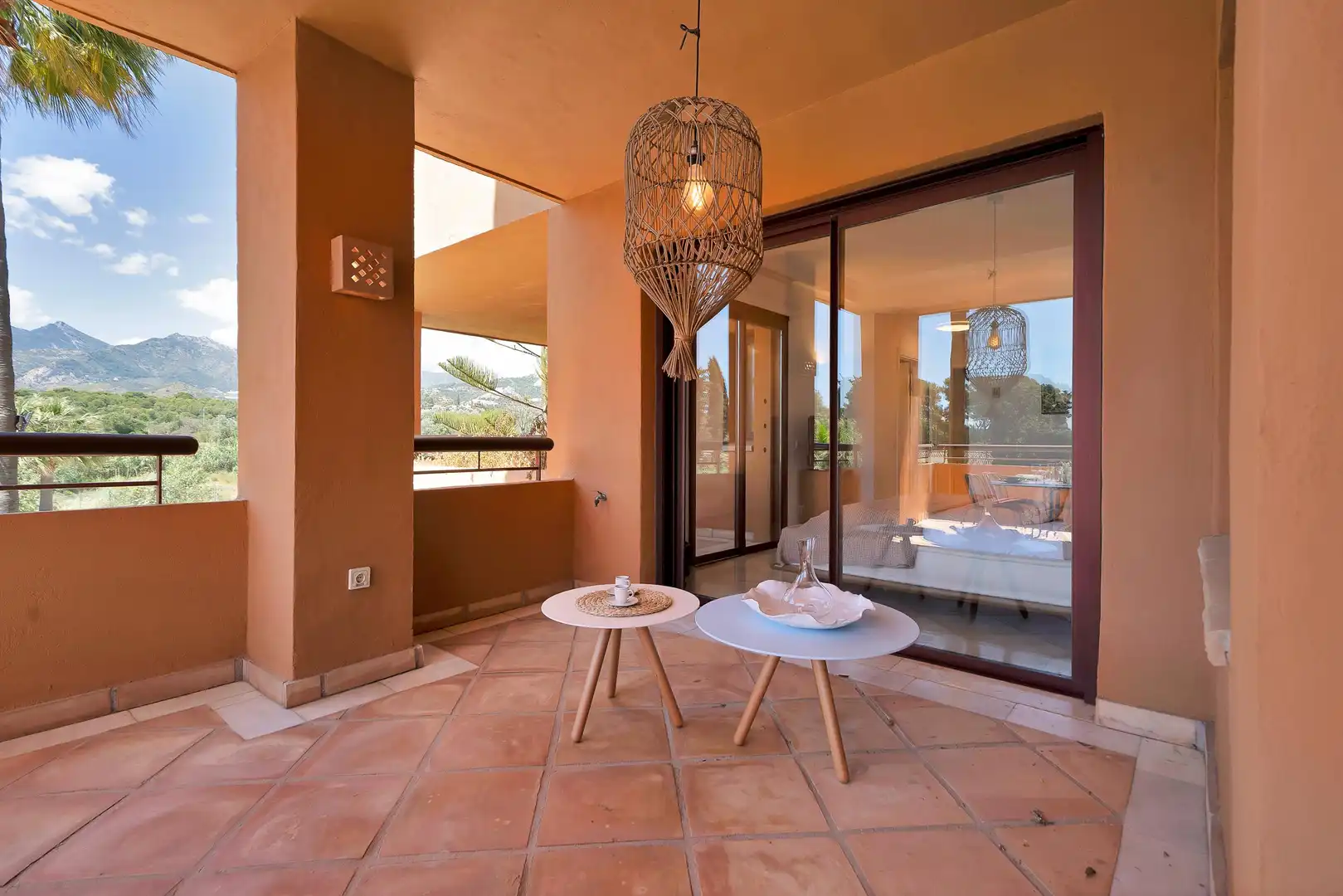 Terrassa de Apartament en venda en Marbella amb Aire condicionat, Calefacció i Jardí privat
