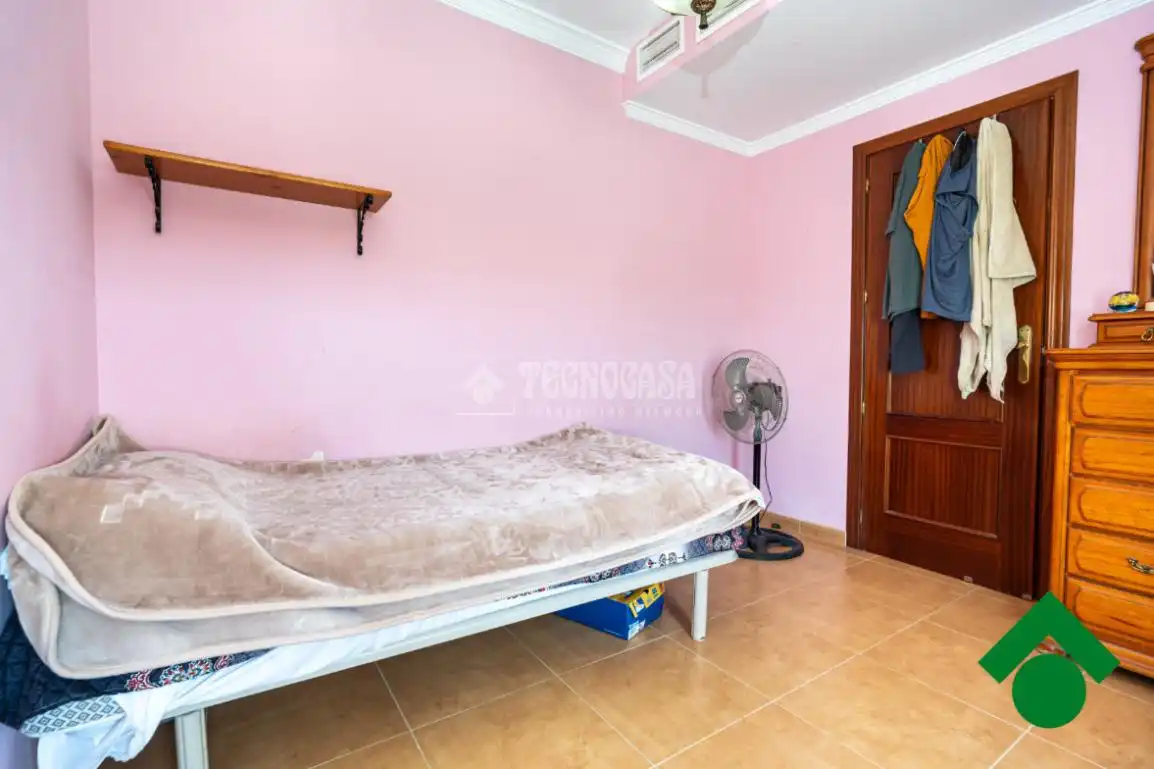 Habitación de Piso en venta en Cártama con Aire acondicionado, Trastero y Balcón