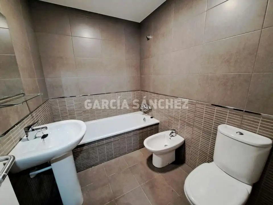 Bathroom of Flat for sale in Boiro, A Coruña