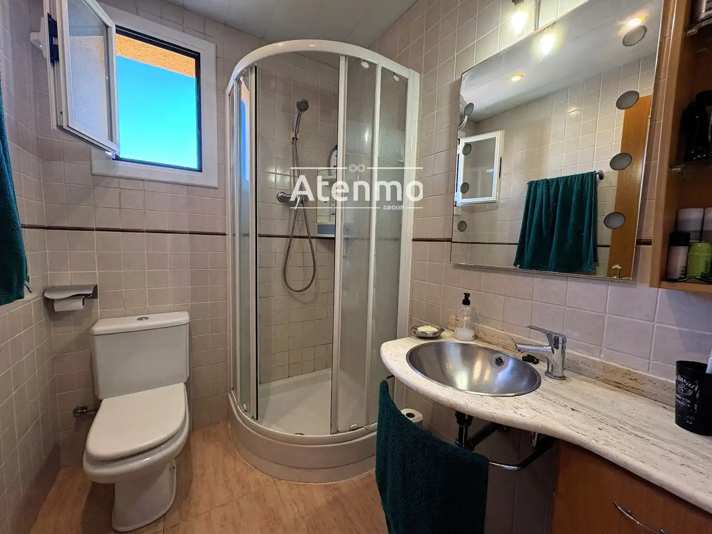Baño de Casa o chalet en venta en Barcelona con Aire acondicionado, Calefacción y Jardín privado