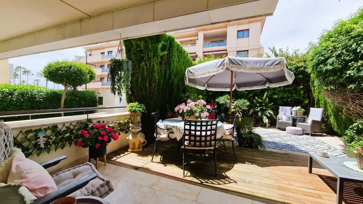 Terrace of Flat for sale in San Pedro  with Air Conditioner, Private garden and Storage room