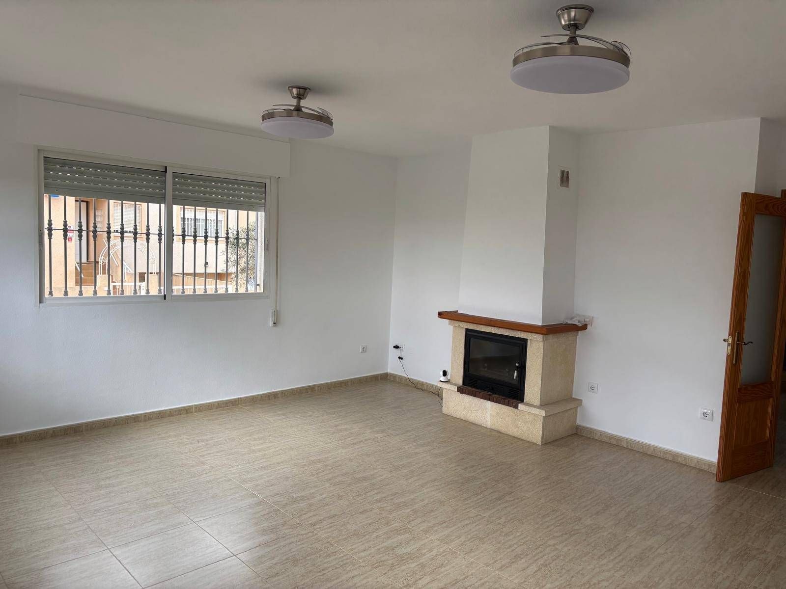 Sala d'estar de Casa o xalet de lloguer en Cartagena amb Terrassa