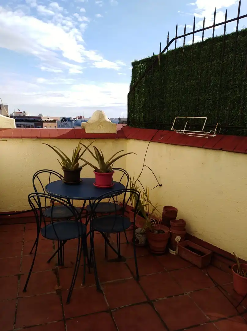 Attic for rent in Goya