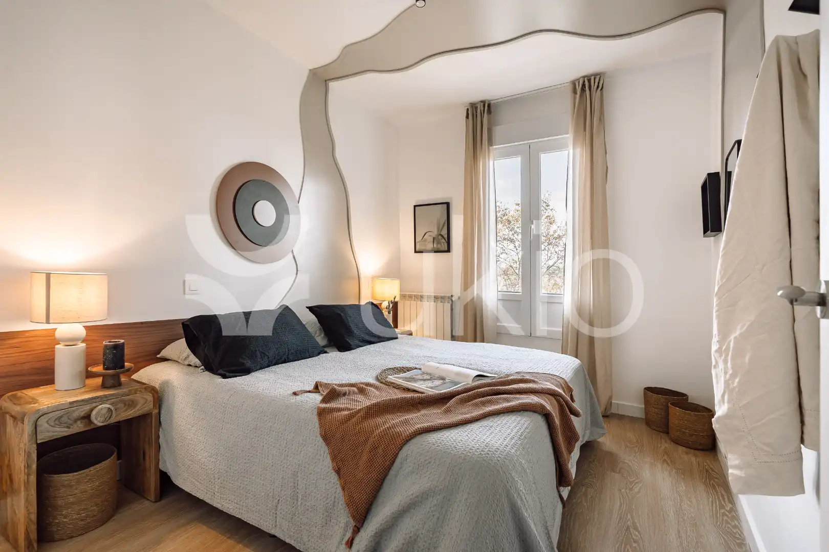 Dormitori de Apartament de lloguer en Madrid amb Aire condicionat, Calefacció i Terrassa