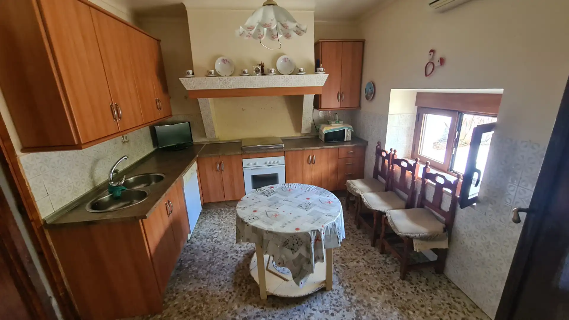 Cocina de Casa o chalet en venta en Maguilla con Aire acondicionado y Jardín privado
