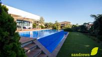 Piscina de Casa o xalet en venda en Peralada amb Aire condicionat, Calefacció i Jardí privat