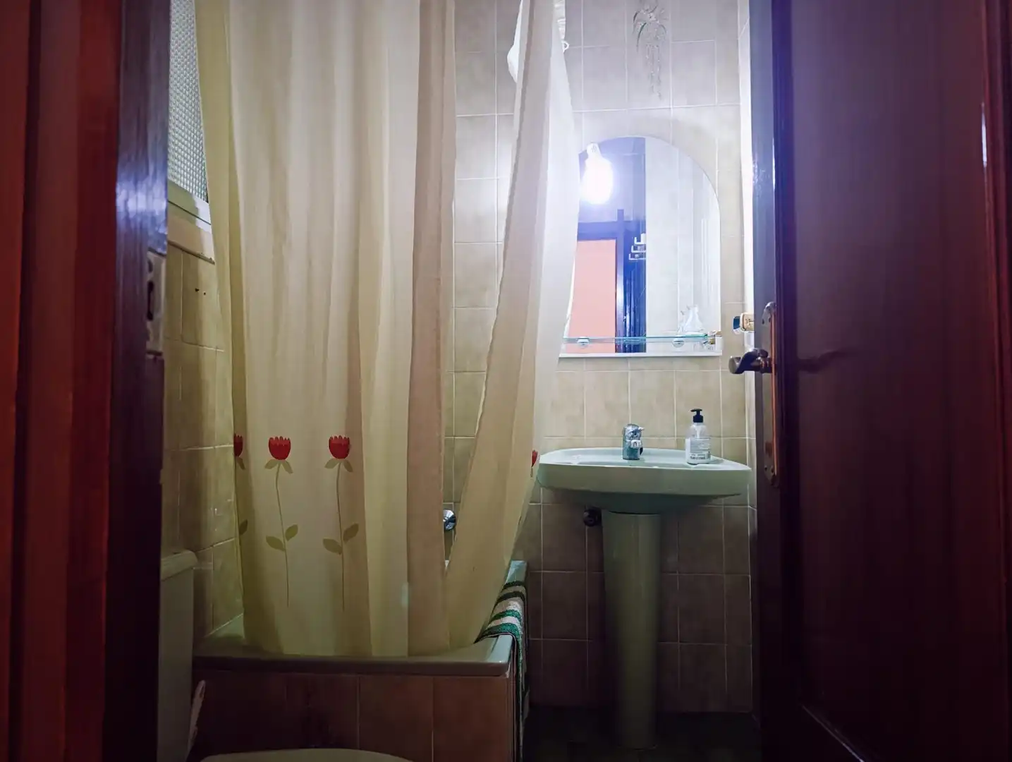Baño de Piso en venta en Cartagena con Aire acondicionado, Calefacción y Terraza
