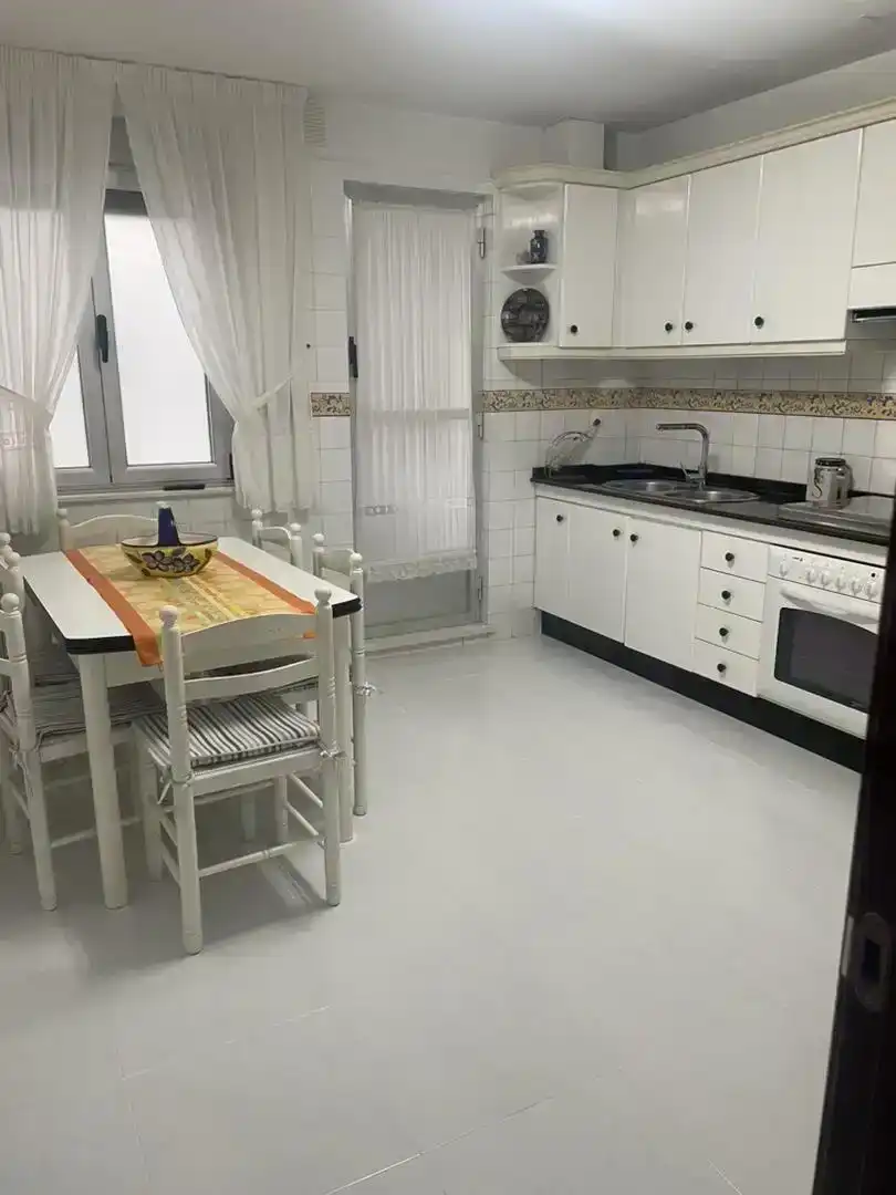 Cocina de Piso en venta en Outes con Balcón