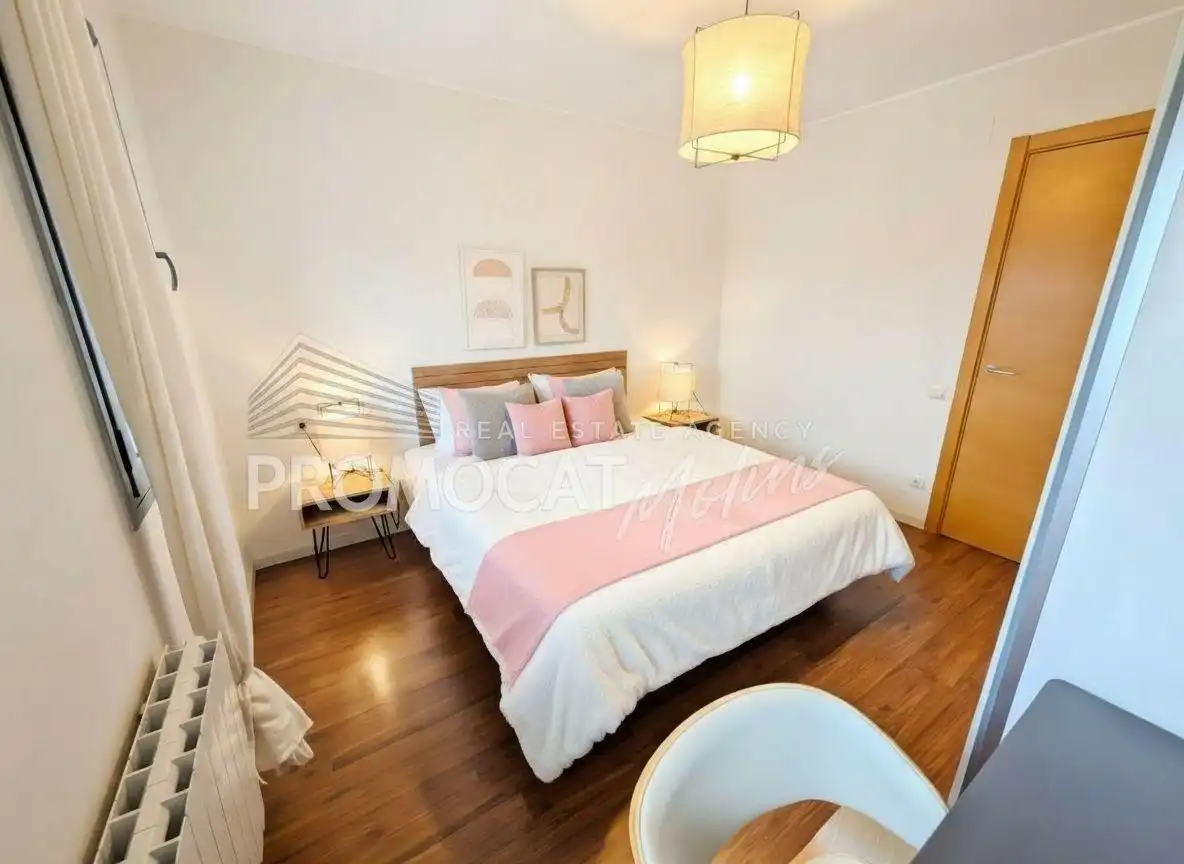 Bedroom of Flat for sale in Molins de Rei  with Parquet flooring