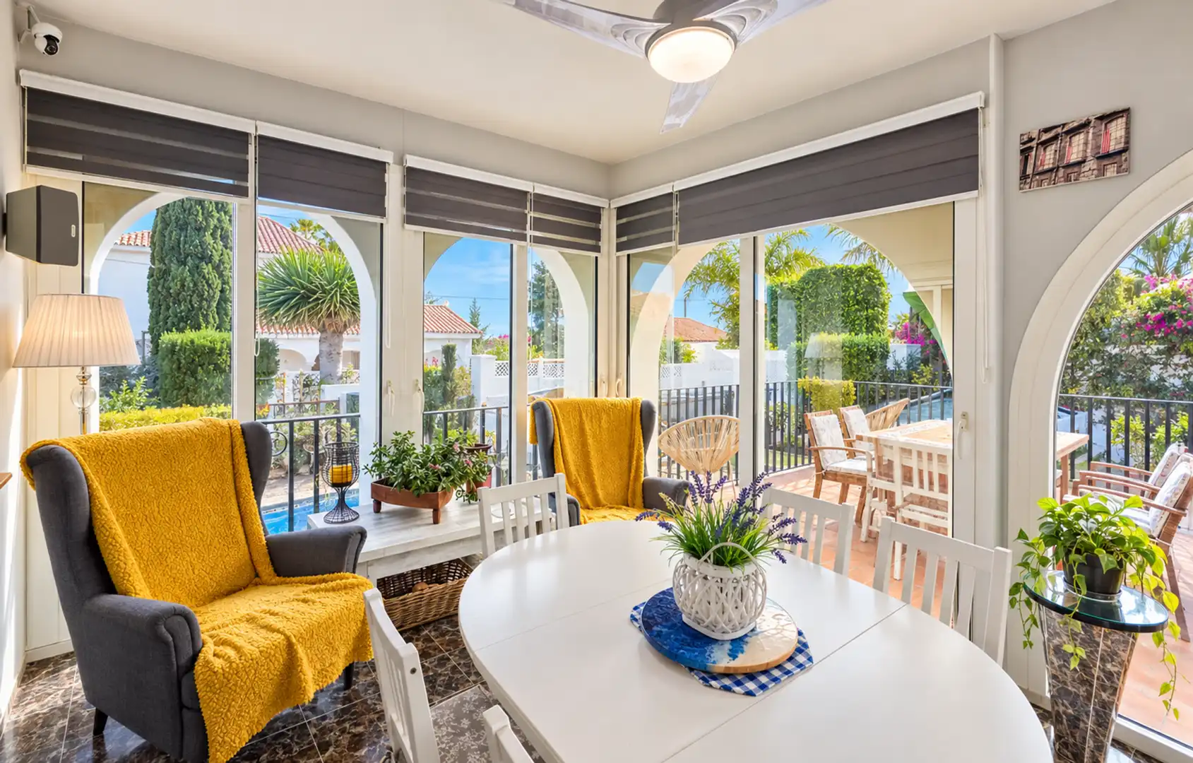Dining room of Houses for sale in La Duquesa