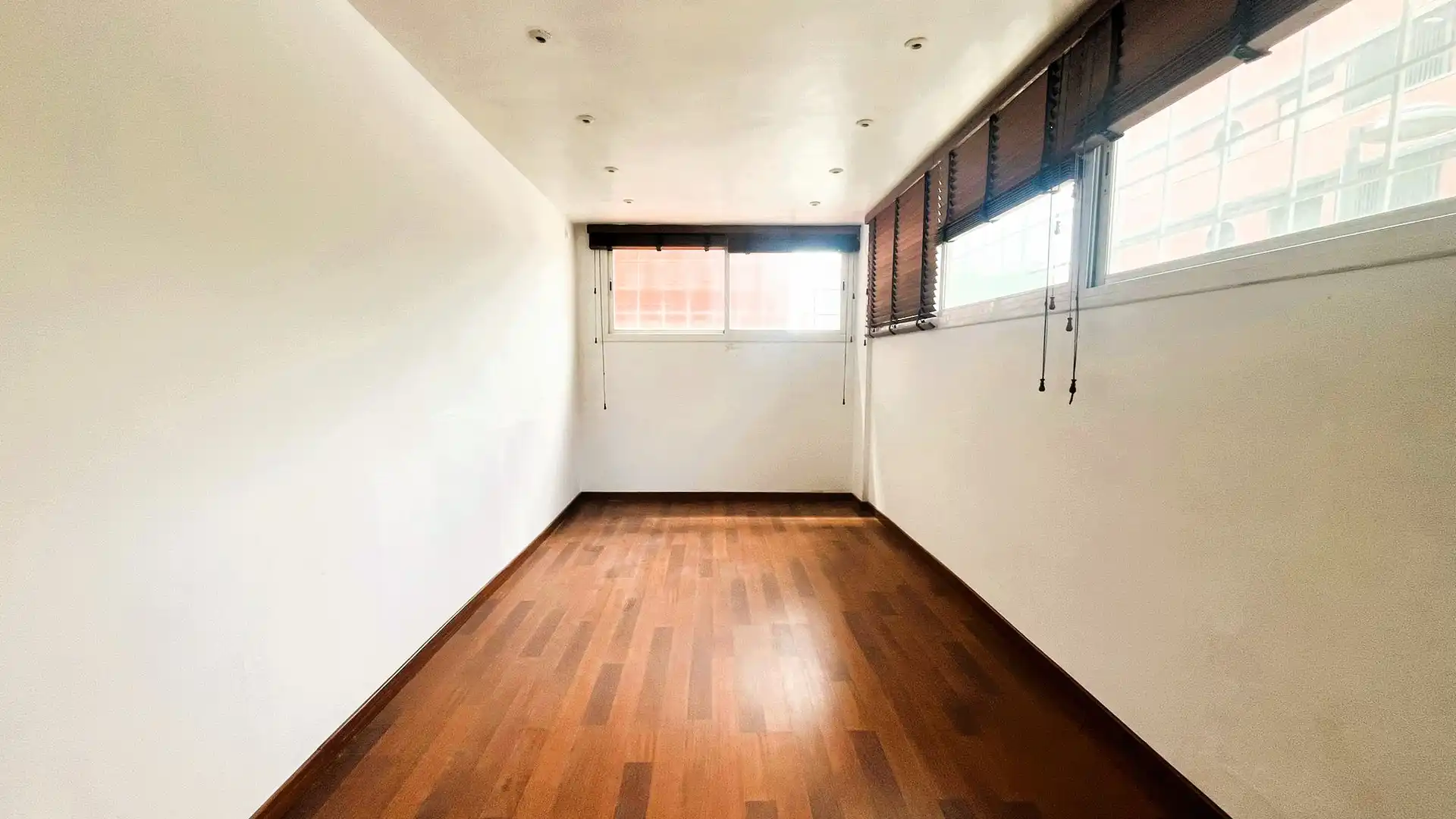 Bedroom of Office for sale in Sant Joan Despí  with Storage room