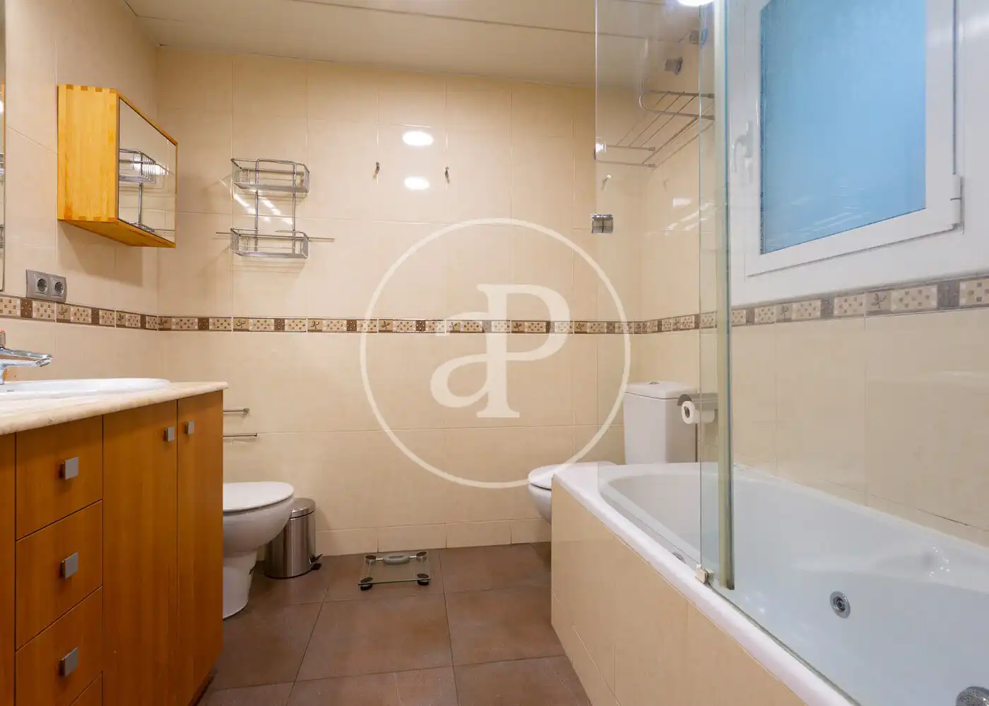 Baño de Piso en venta en Barcelona con Aire acondicionado, Calefacción y Balcón