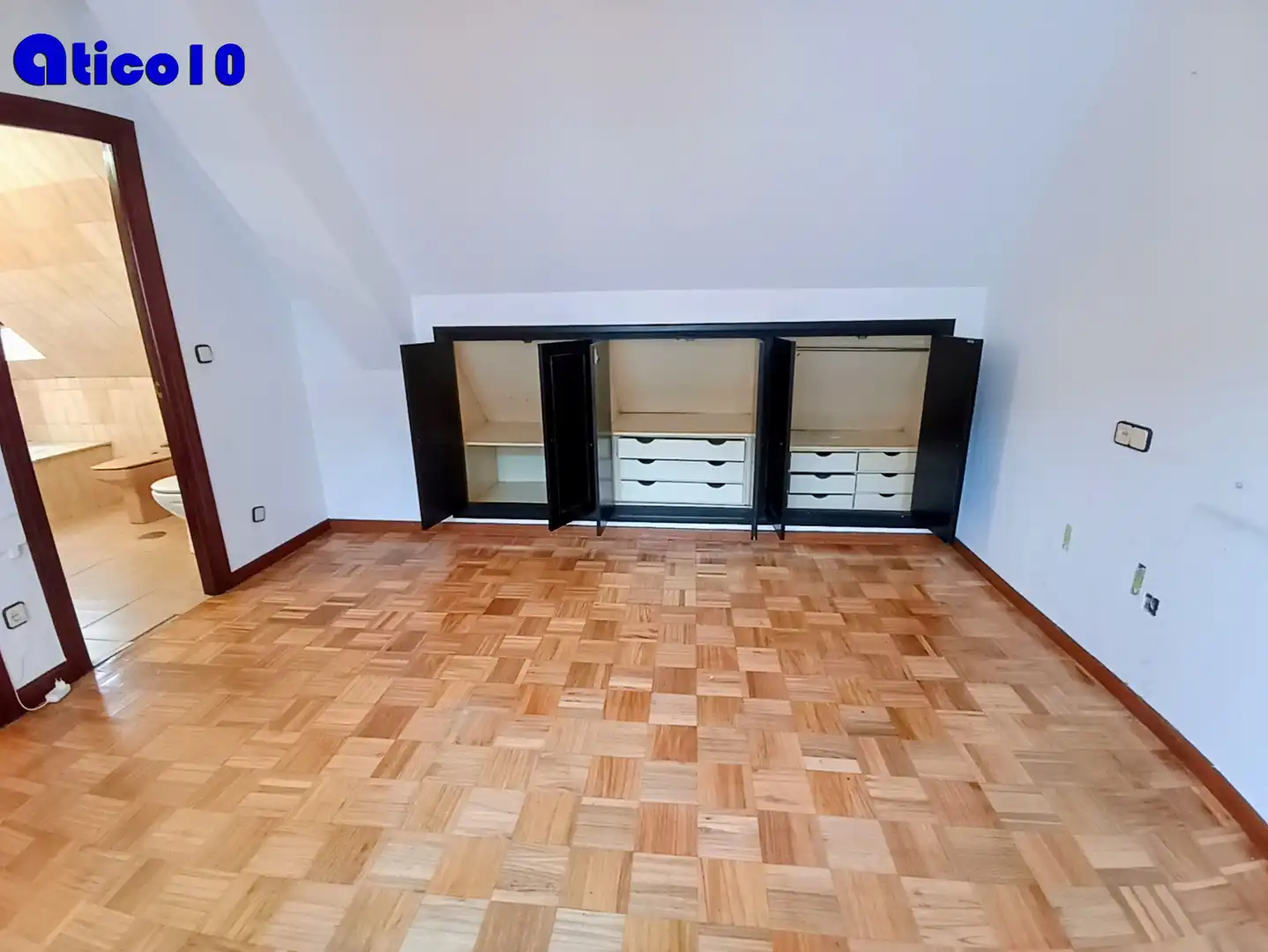 Attic for sale in Oviedo   with Heating, Parquet flooring and Terrace