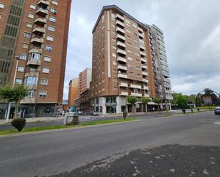 Vista exterior de Local de lloguer en Ponferrada