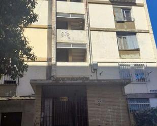 Exterior view of Flat for sale in  Sevilla Capital