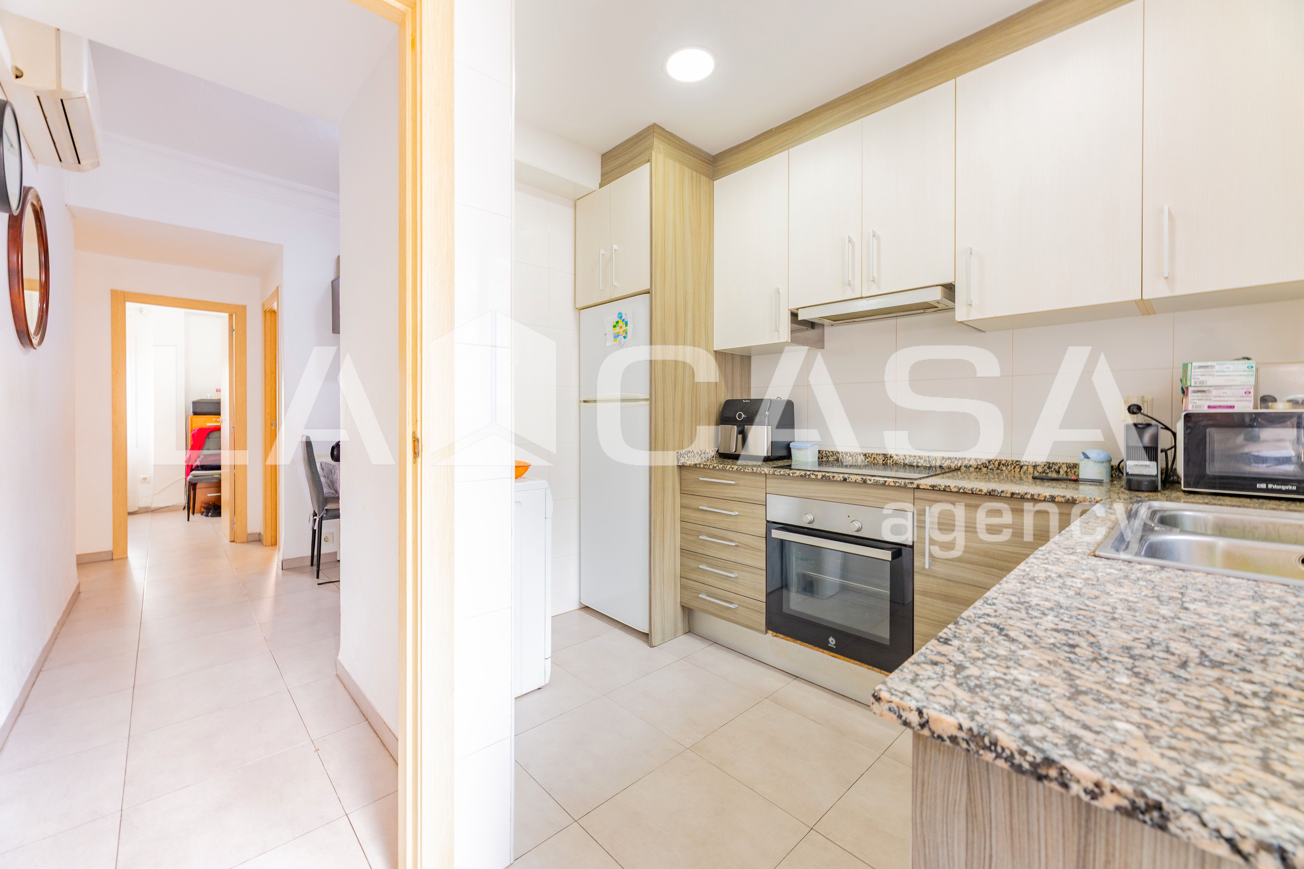 Kitchen of Flat for sale in  Valencia Capital