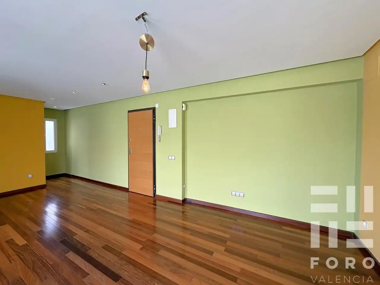 Sala d'estar de Àtic de lloguer en Valencia amb Terrassa