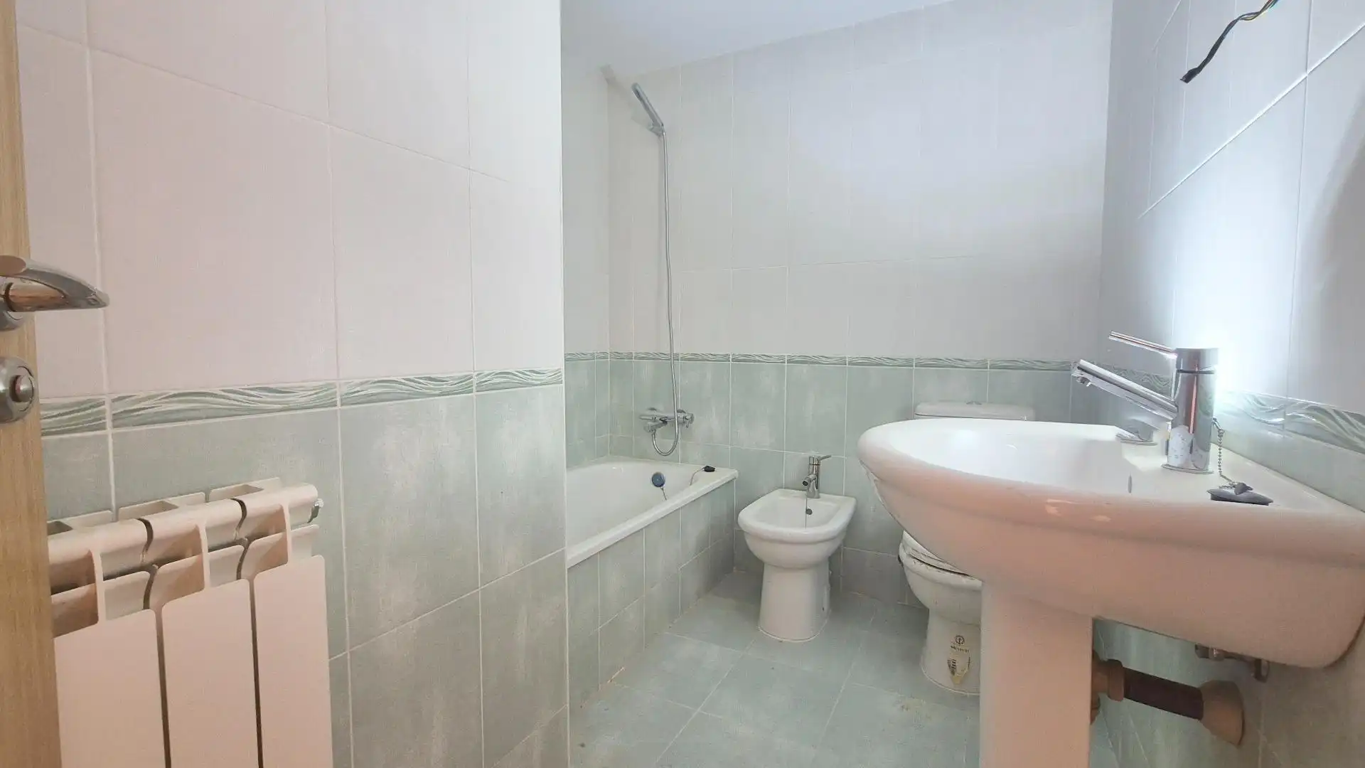 Badezimmer von Wohnungen zum Verkauf in San Cristóbal de la Cuesta mit Heizung