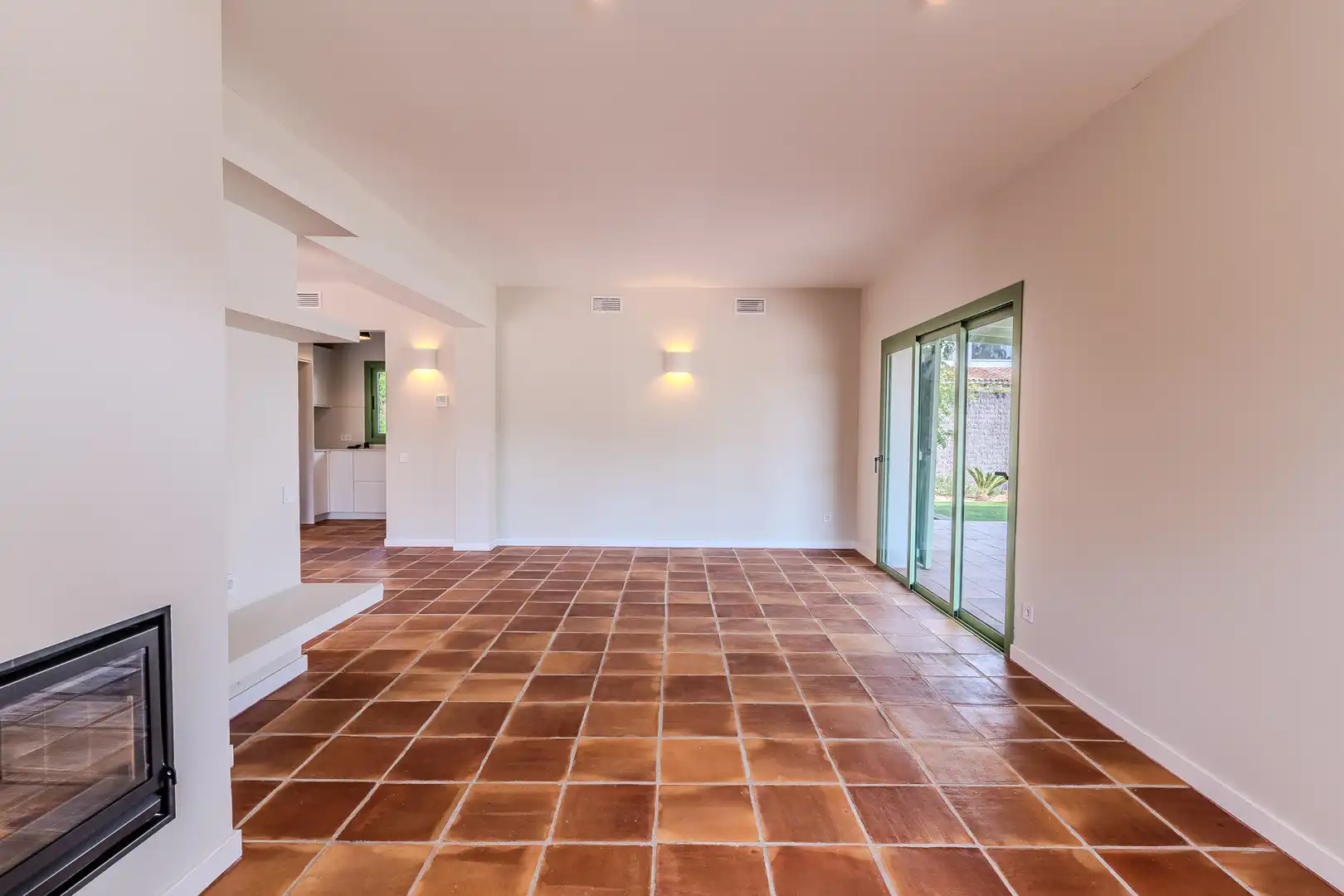 Living room of Houses for sale in L'Ametlla de Mar   with Air Conditioner, Heating and Private garden