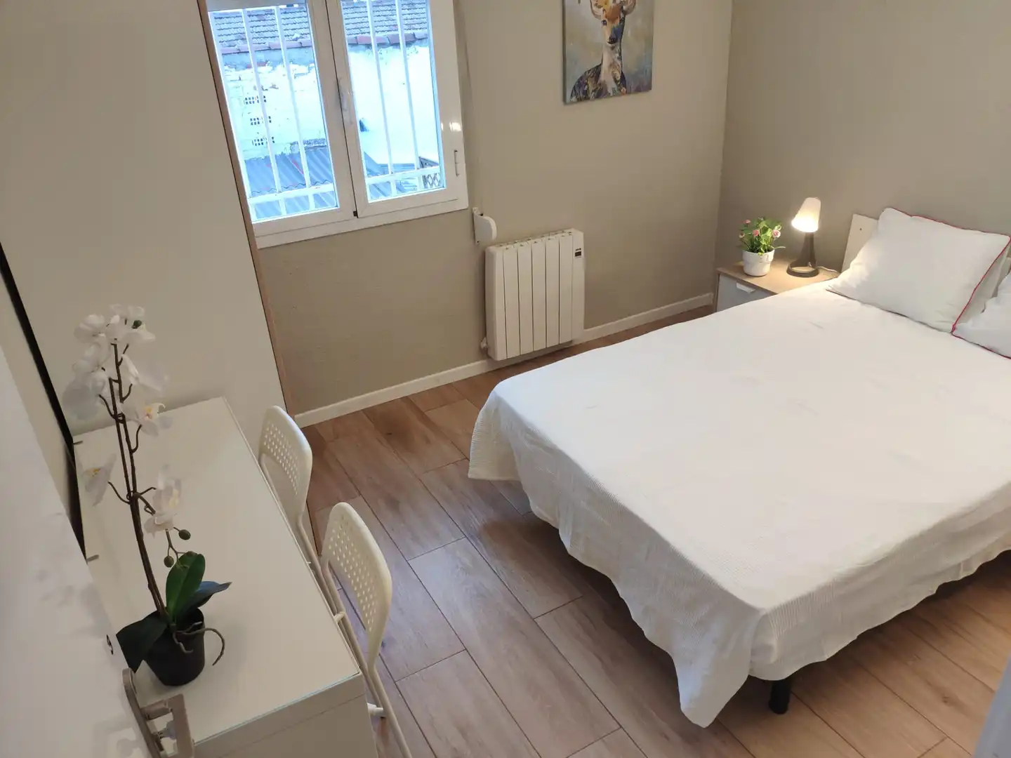 Room in Calle del Monte Oliveti, 30, Numancia