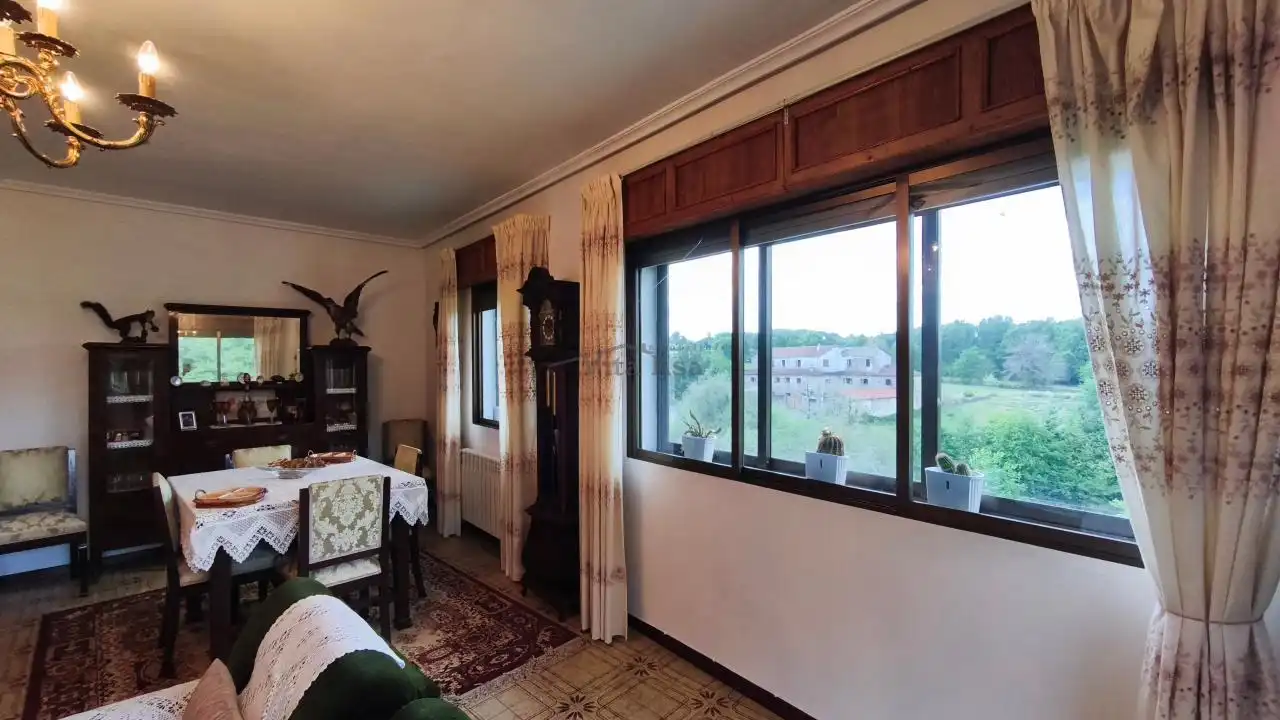 Chalet con jardín en venta en Nogueira de Ramuín, imagen 12