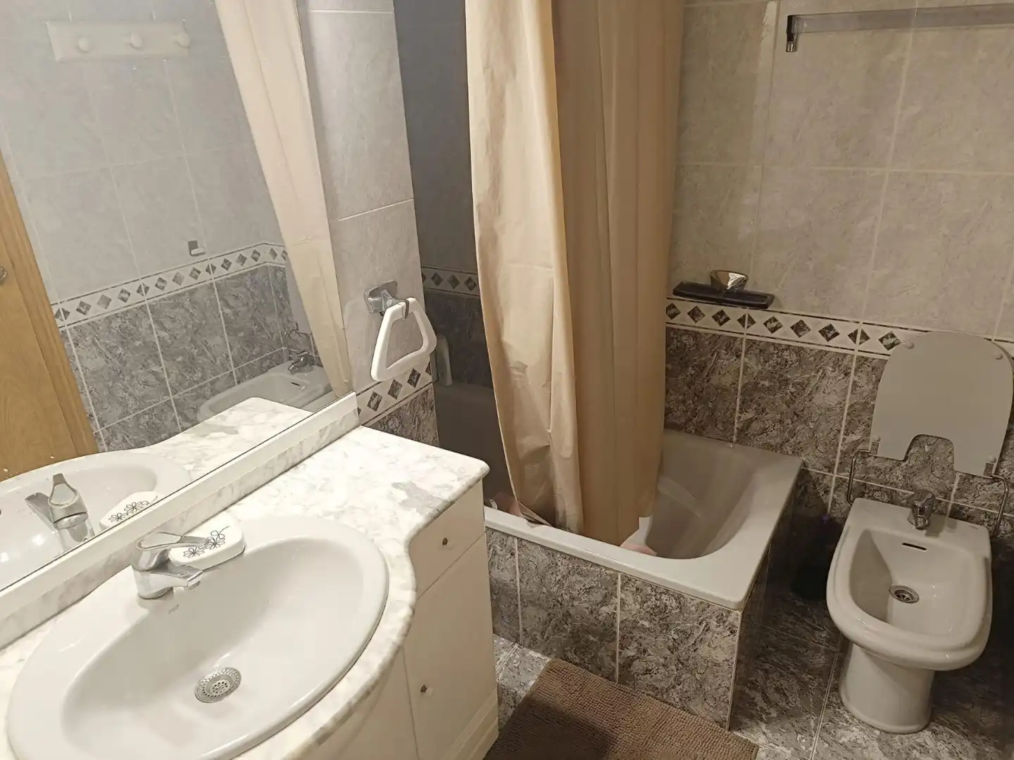 Baño de Piso en venta en Reus con Calefacción