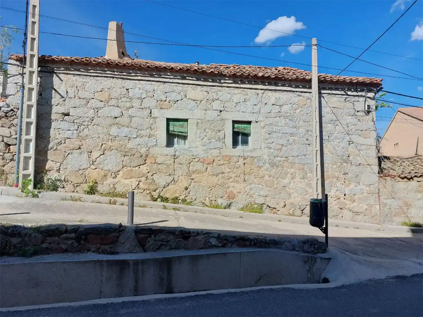 Exterior view of Houses for sale in Amavida
