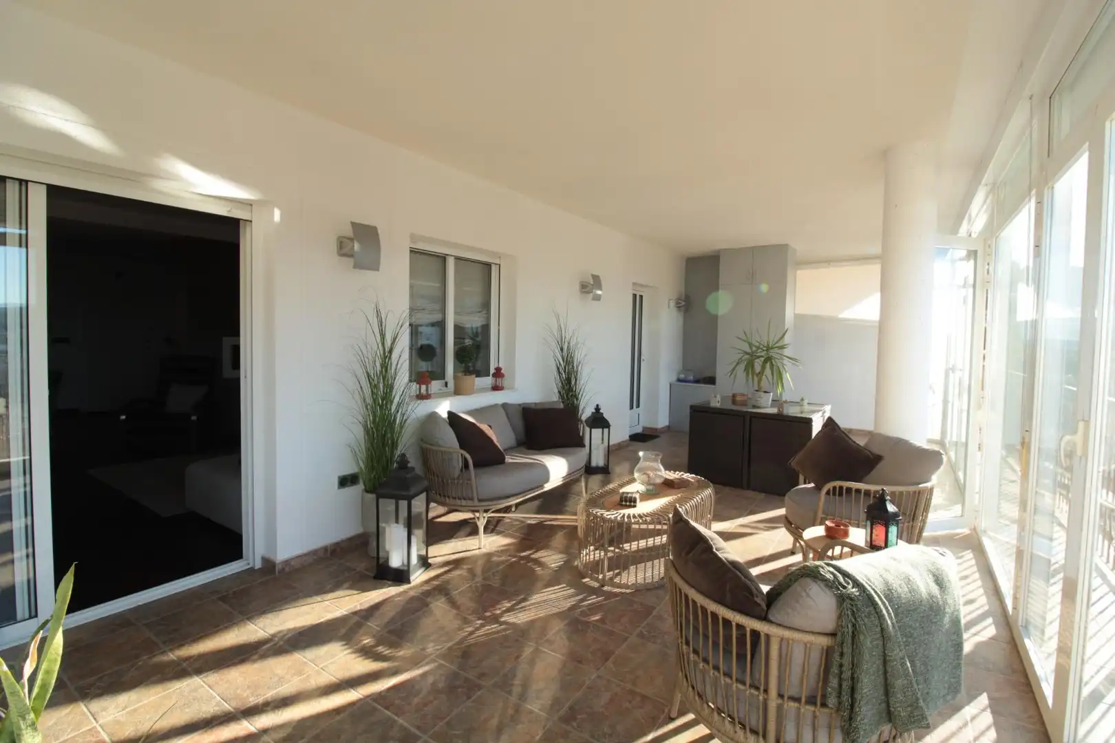 Terrassa de Casa o xalet en venda en Alzira amb Aire condicionat, Jardí privat i Parquet