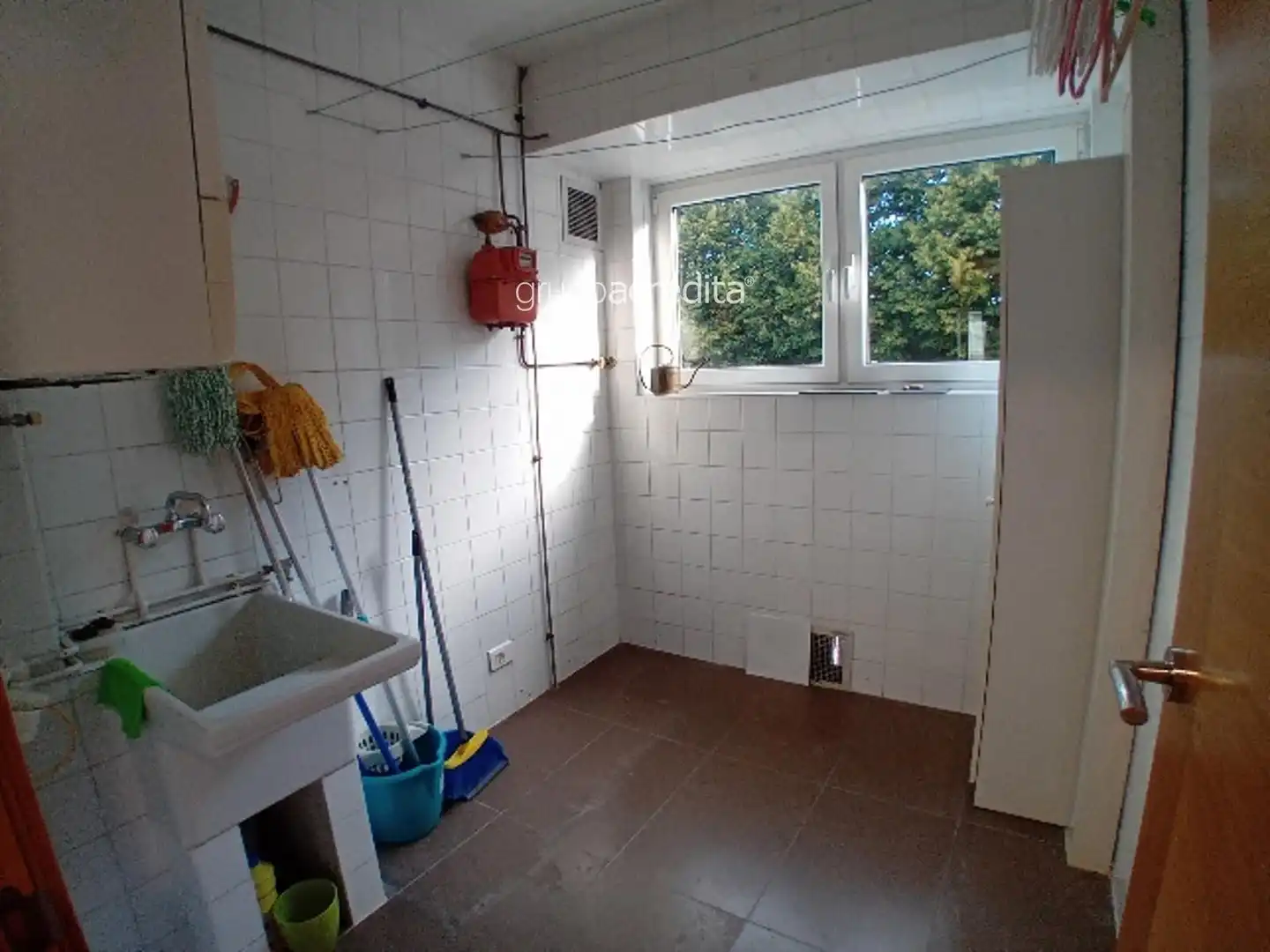 Cuina de Pis en venda en Santiago de Compostela  amb Calefacció, Parquet i Traster