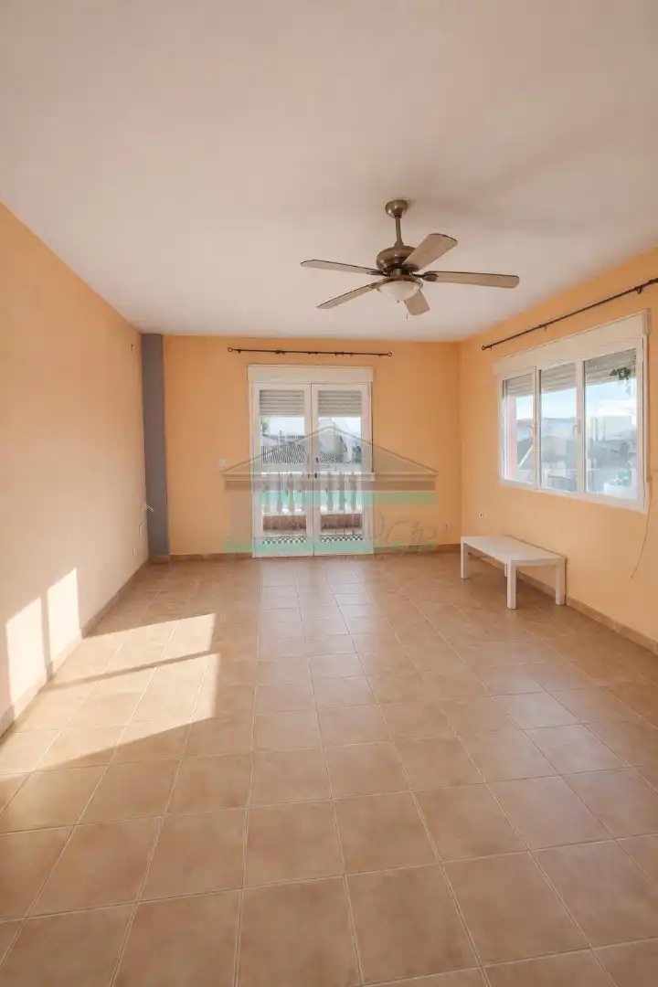Sala de estar de Casa o chalet en venta en Láchar con Jardín privado, Terraza y Piscina