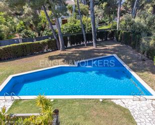 Swimming pool of Apartment for sale in Castelldefels  with Air Conditioner, Heating and Terrace