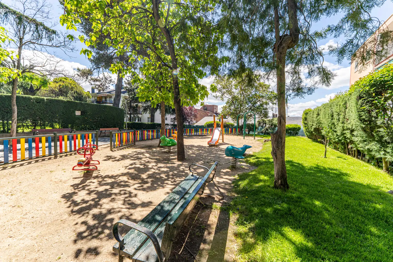 Vista exterior de Piso en venta en Collado Villalba con Calefacción, Amueblado y Piscina comunitaria