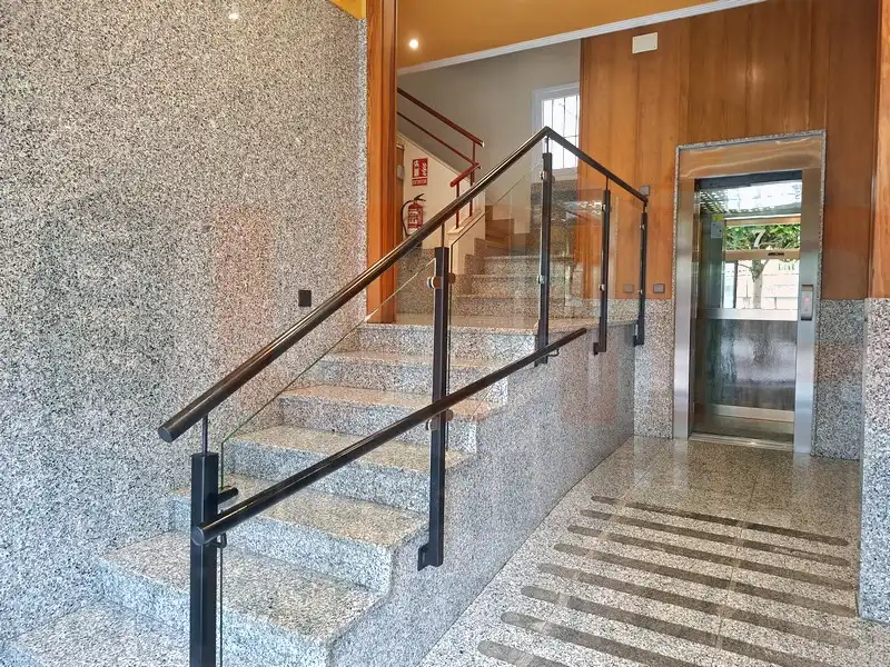 Piso de alquiler en Oviedo  con Calefacción, Amueblado y Lavadora