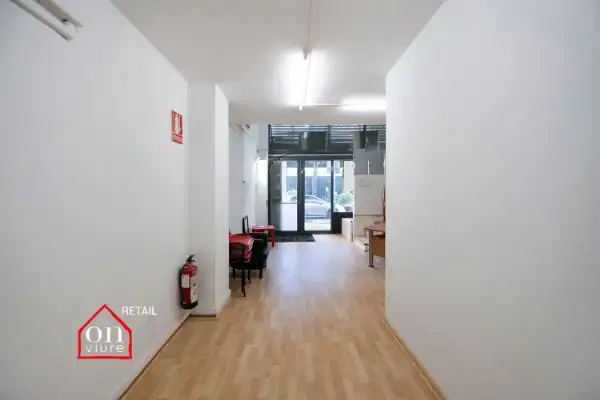 Local en venta en Sant Cugat del Vallès con Aire acondicionado, Calefacción y Parquet