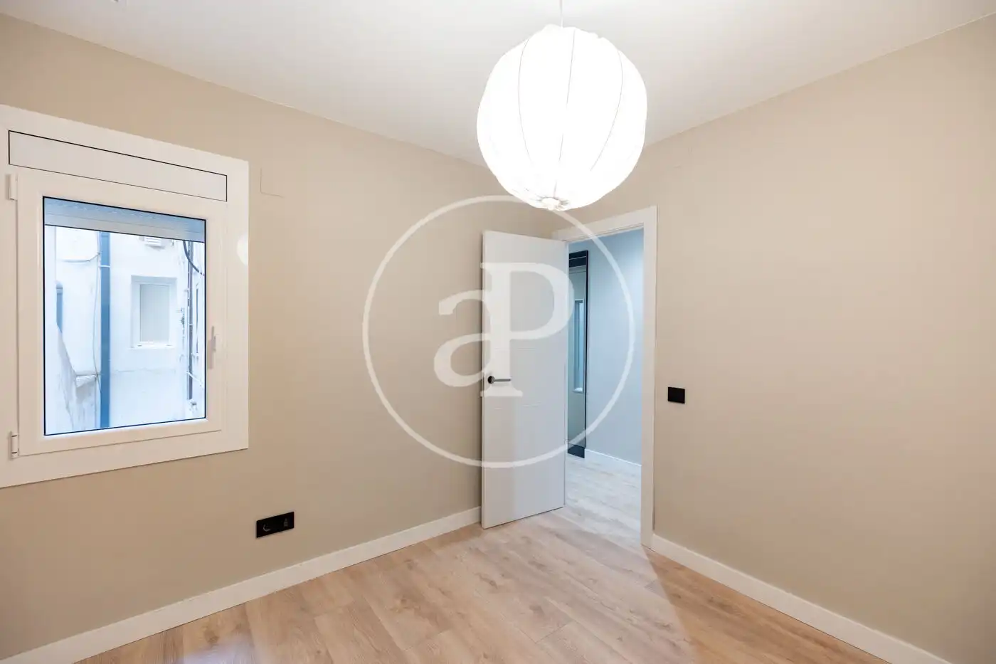 Habitación de Piso en venta en Barcelona con Aire acondicionado y Calefacción