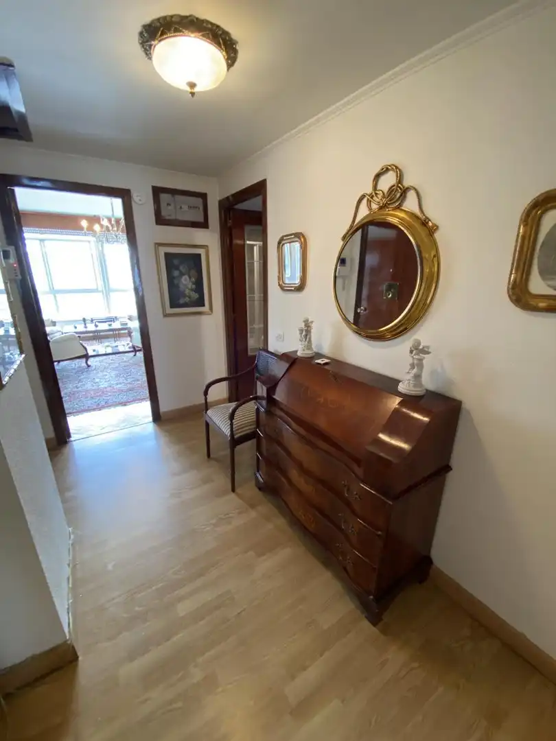 Piso en venta en A Coruña Capital  con Calefacción y Trastero