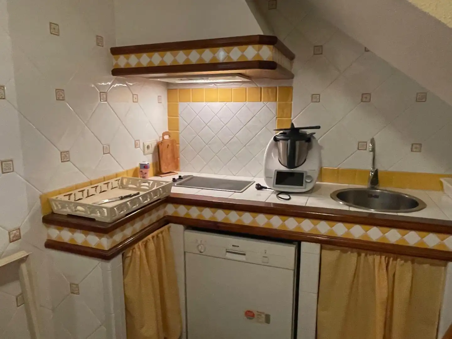 Cocina de Casa o chalet en venta en Petrer con Aire acondicionado, Calefacción y Jardín privado