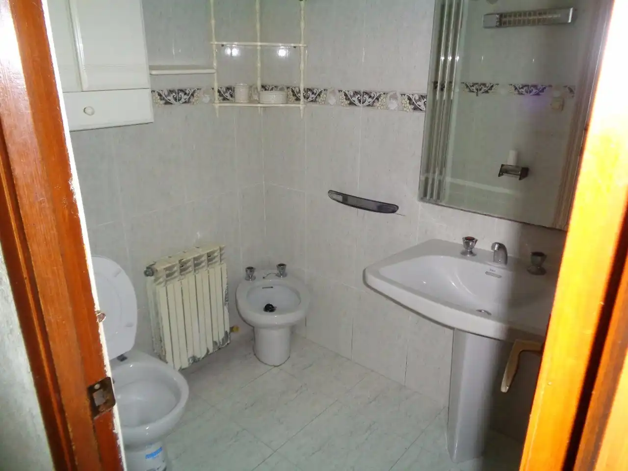 Bathroom of Flat for sale in Anguciana  with Heating, Storage room and Furnished