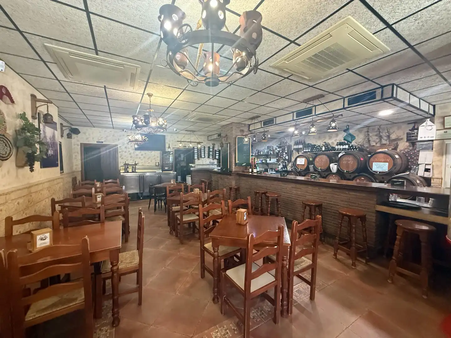 Business premises for sale in Ciudad Jardín - Tagarete - El Zapillo, imagen 2
