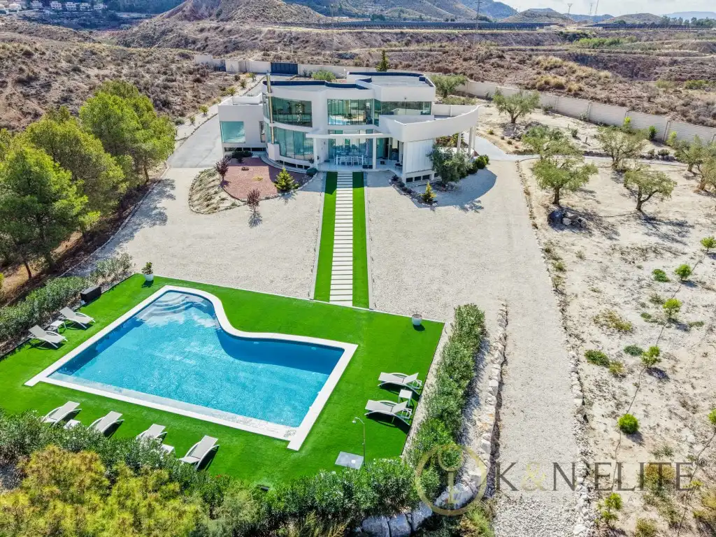Exterior view of Houses for sale in Petrer  with Air Conditioner, Private garden and Swimming Pool