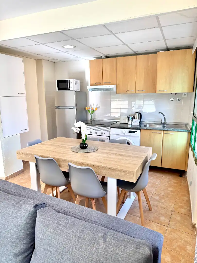 Cocina de Apartamento de alquiler en Salou con Terraza, Amueblado y Horno