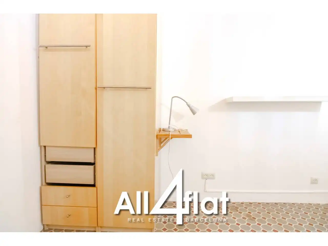 Schlafzimmer von Wohnung zur Miete in L'Hospitalet de Llobregat mit Klimaanlage, Privatgarten und Möbliert