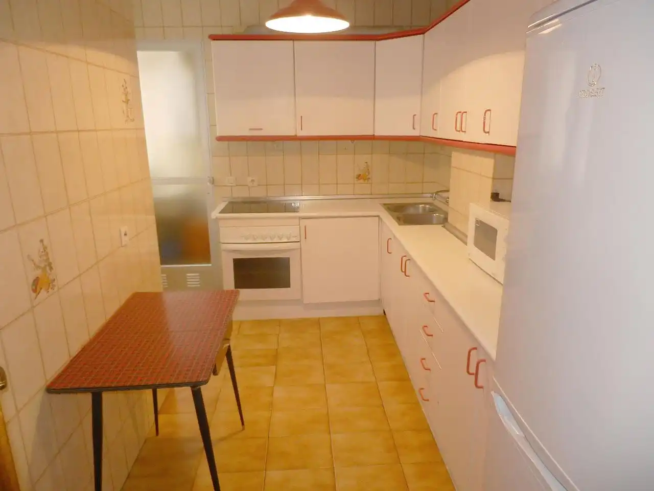 Flat for rent in Valdepasillas - La Paz - Huerta Rosales