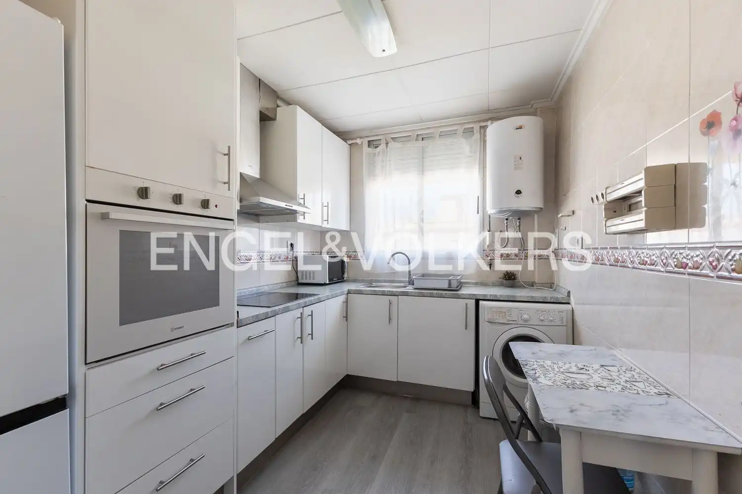 Kitchen of Flat for sale in Valencia  with Air Conditioner and Heating