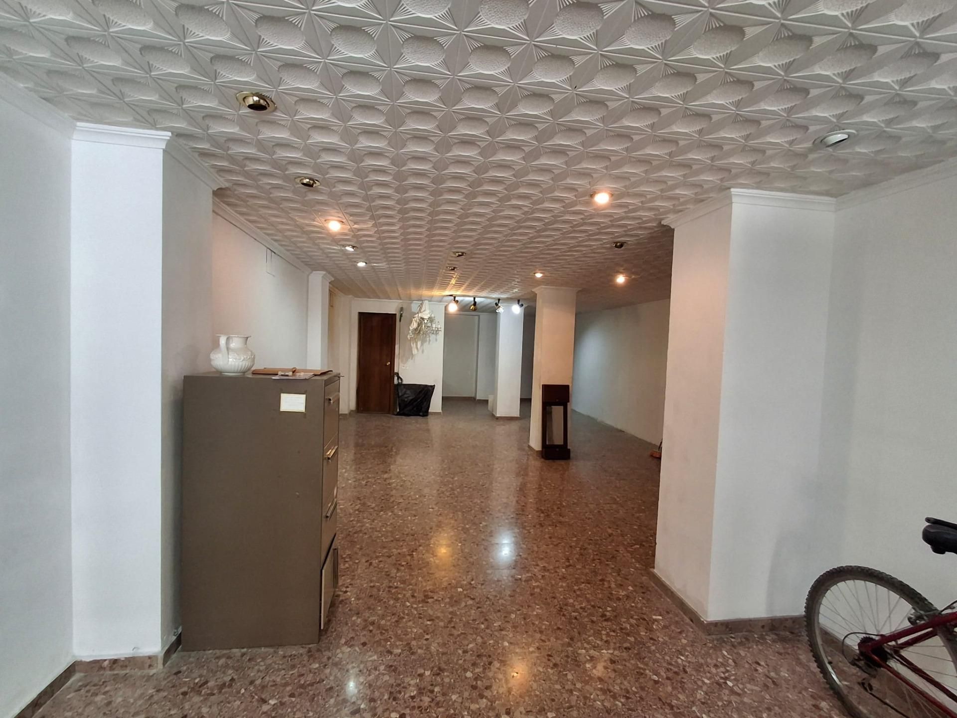 Oficina en venda en Villena