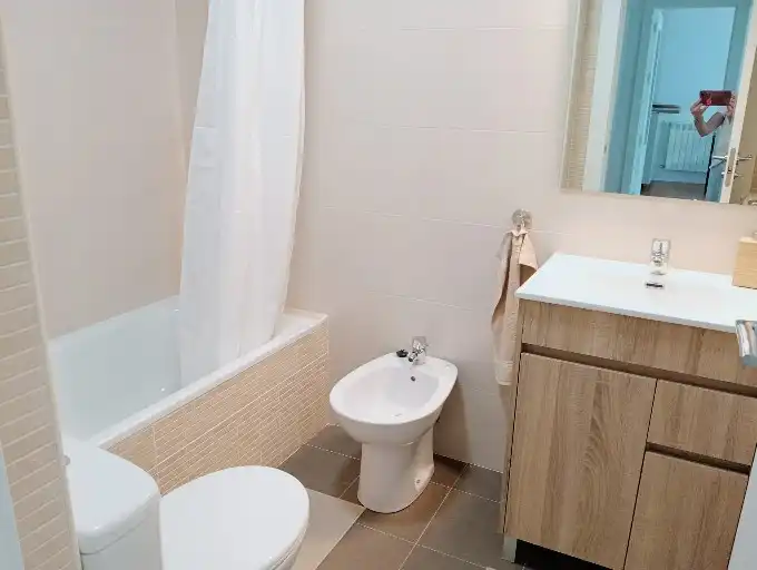 Bathroom of Flat for rent in Miengo  with Heating, Private garden and Parquet flooring
