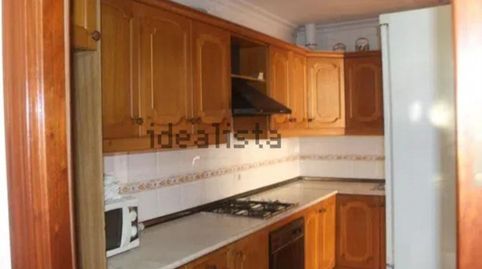 Foto 2 de Piso en venta en Plaza Los Luceros, Parque Alcosa, Sevilla Capital