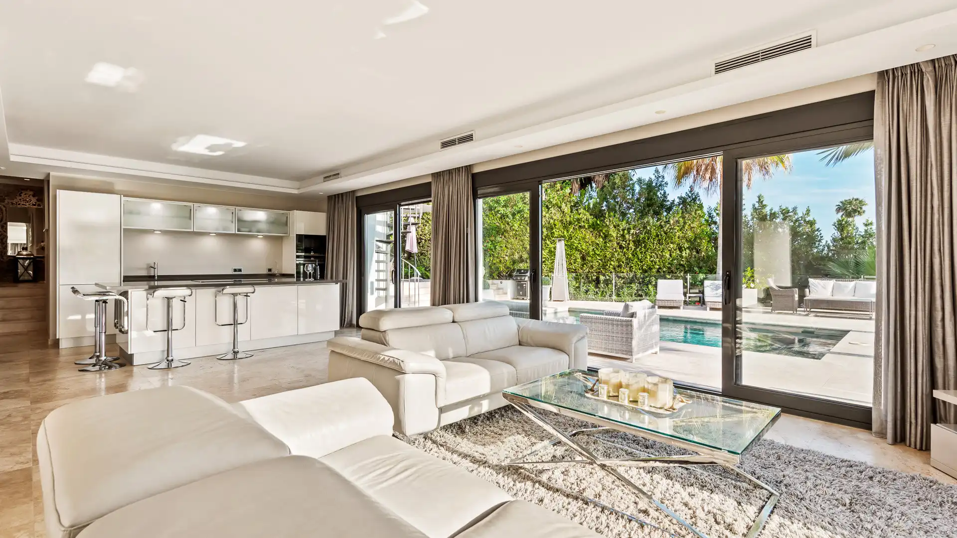 Casa amb piscina en venda a Marbella Centro, imagen 3
